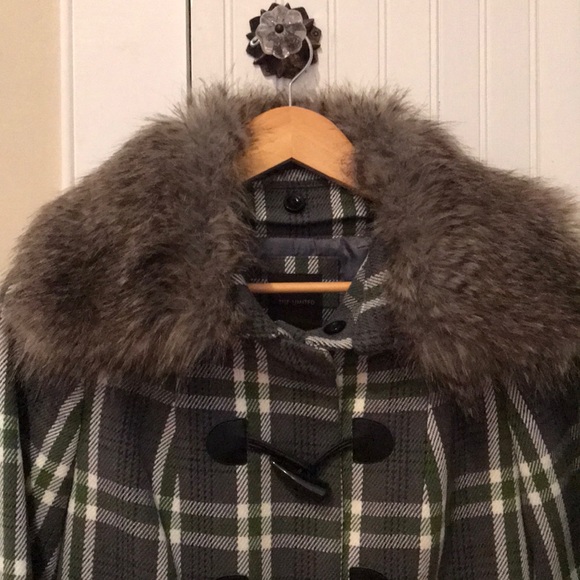 Faux fur collar plaid coat - Picture 2 of 8